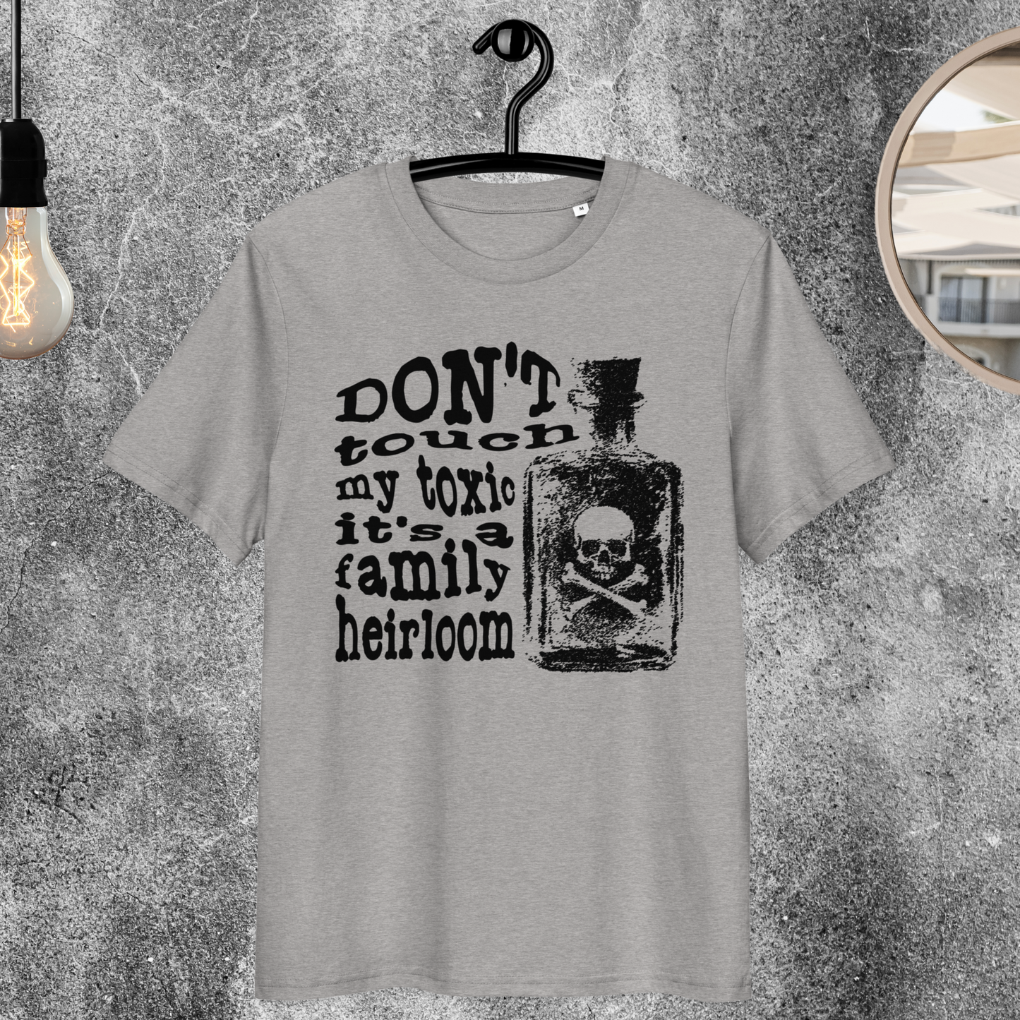 Uni Fair Trade 'Toxic' T-Shirt with the Theme of Black Humor and Hyperbole in Certified Quality⎜Caccao