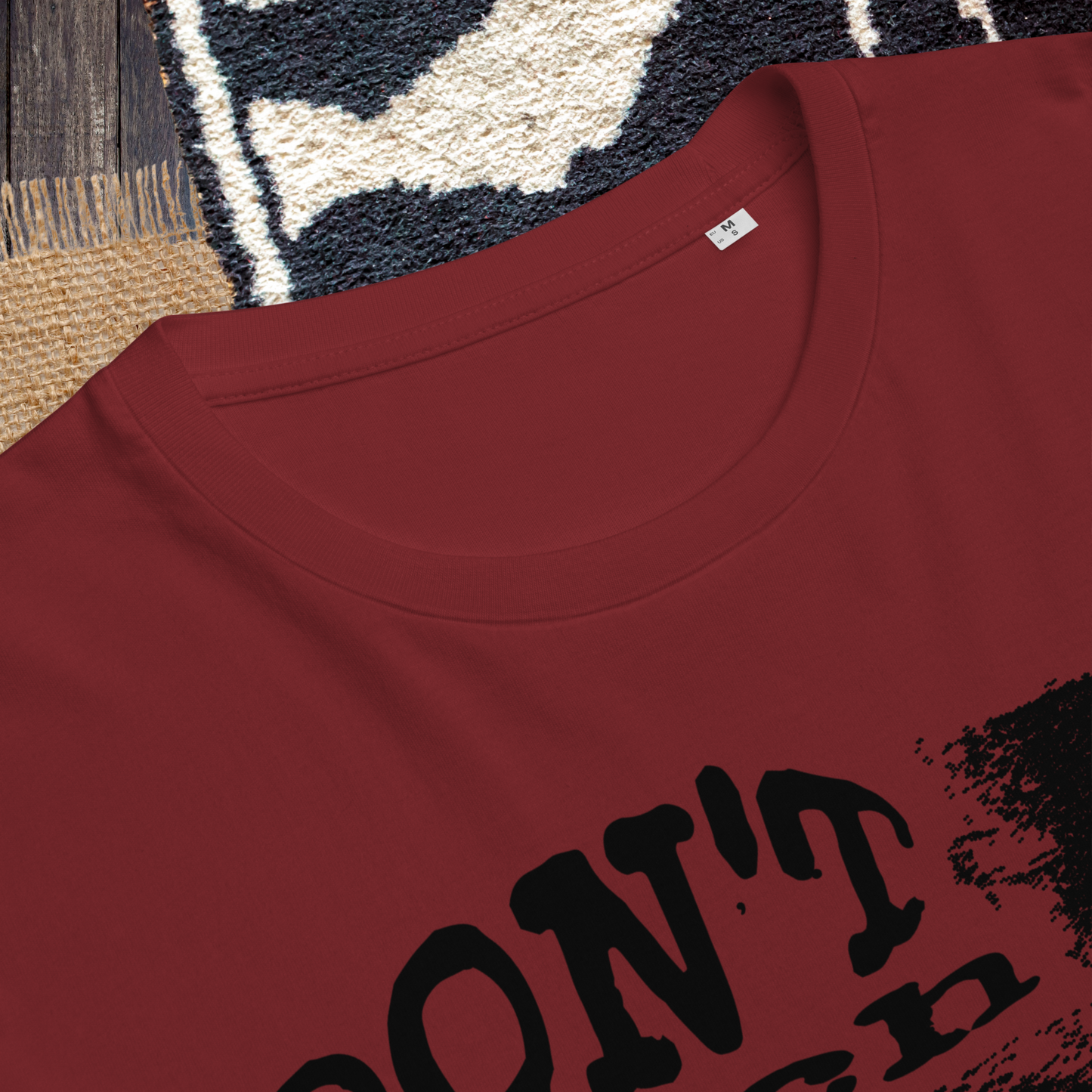 Uni Fair Trade 'Toxic' T-Shirt with the Theme of Black Humor and Hyperbole in Certified Quality⎜Caccao