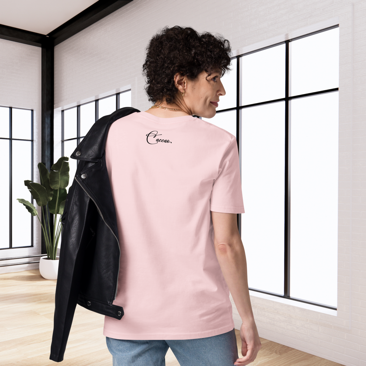 Fem Rage Ecological "Smile More" Organic Cotton T-Shirt in Fair Trade, Slow & Circular Fashion and Vegan Principle │ Caccao