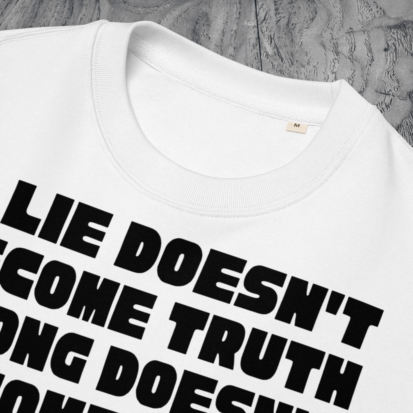 Slova Mají Sílu Změny: Citátová Fair Trade Mikina z Bio Bavlny S Protivětšinovým Poselstvím⎜Caccao