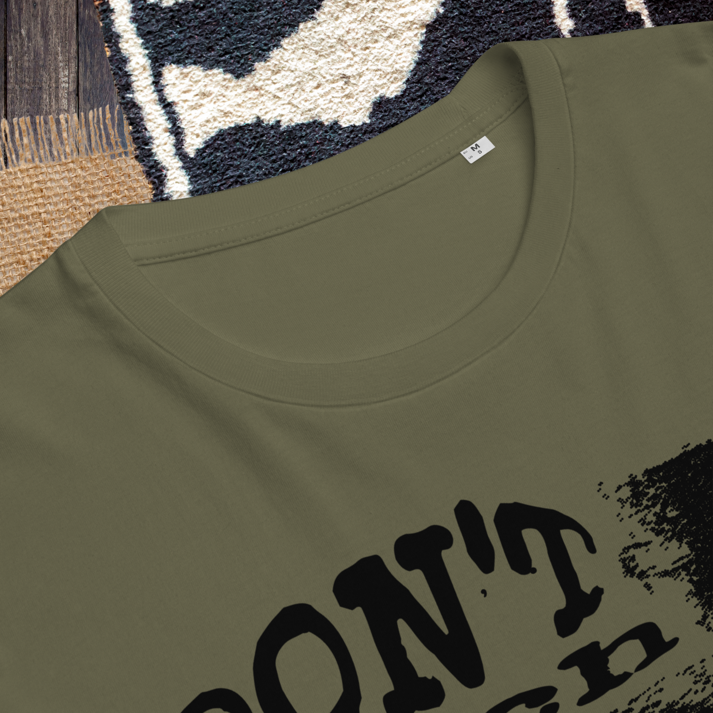 Uni Fair Trade 'Toxic' T-Shirt with the Theme of Black Humor and Hyperbole in Certified Quality⎜Caccao