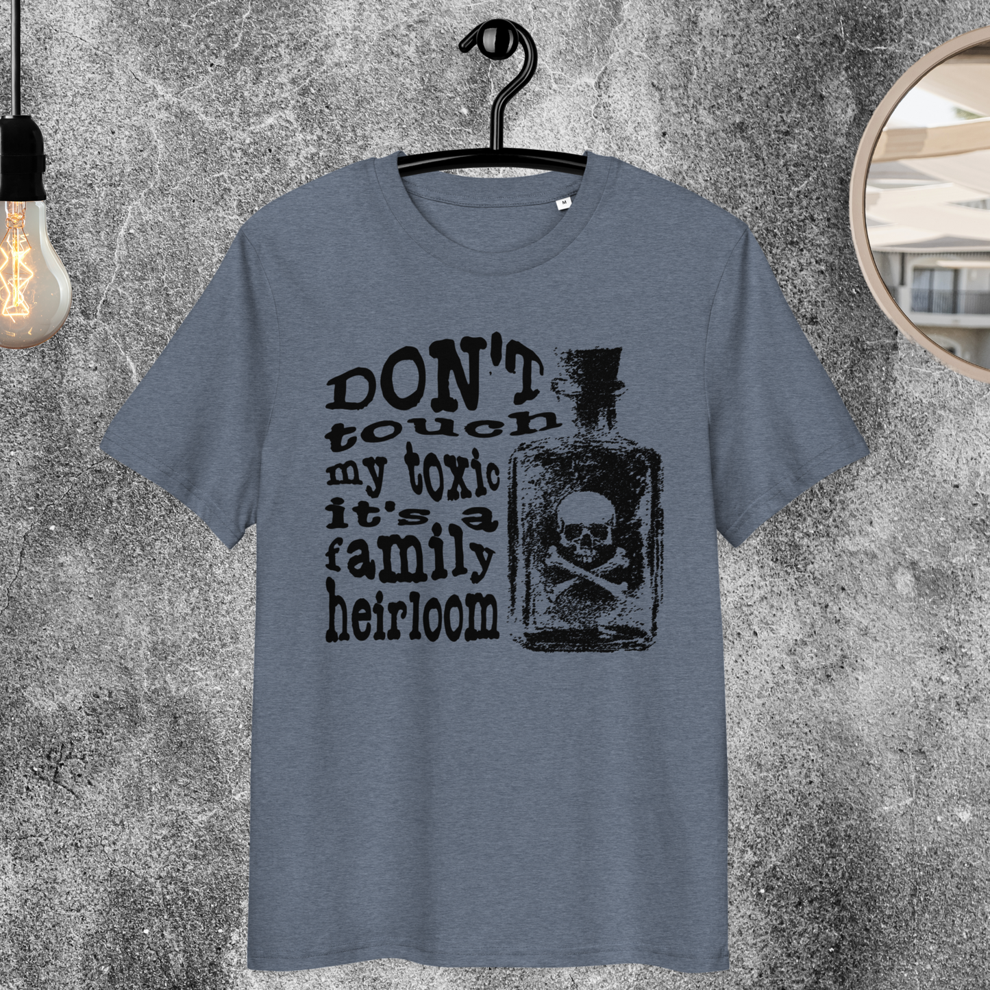 Uni Fair Trade 'Toxic' T-Shirt with the Theme of Black Humor and Hyperbole in Certified Quality⎜Caccao