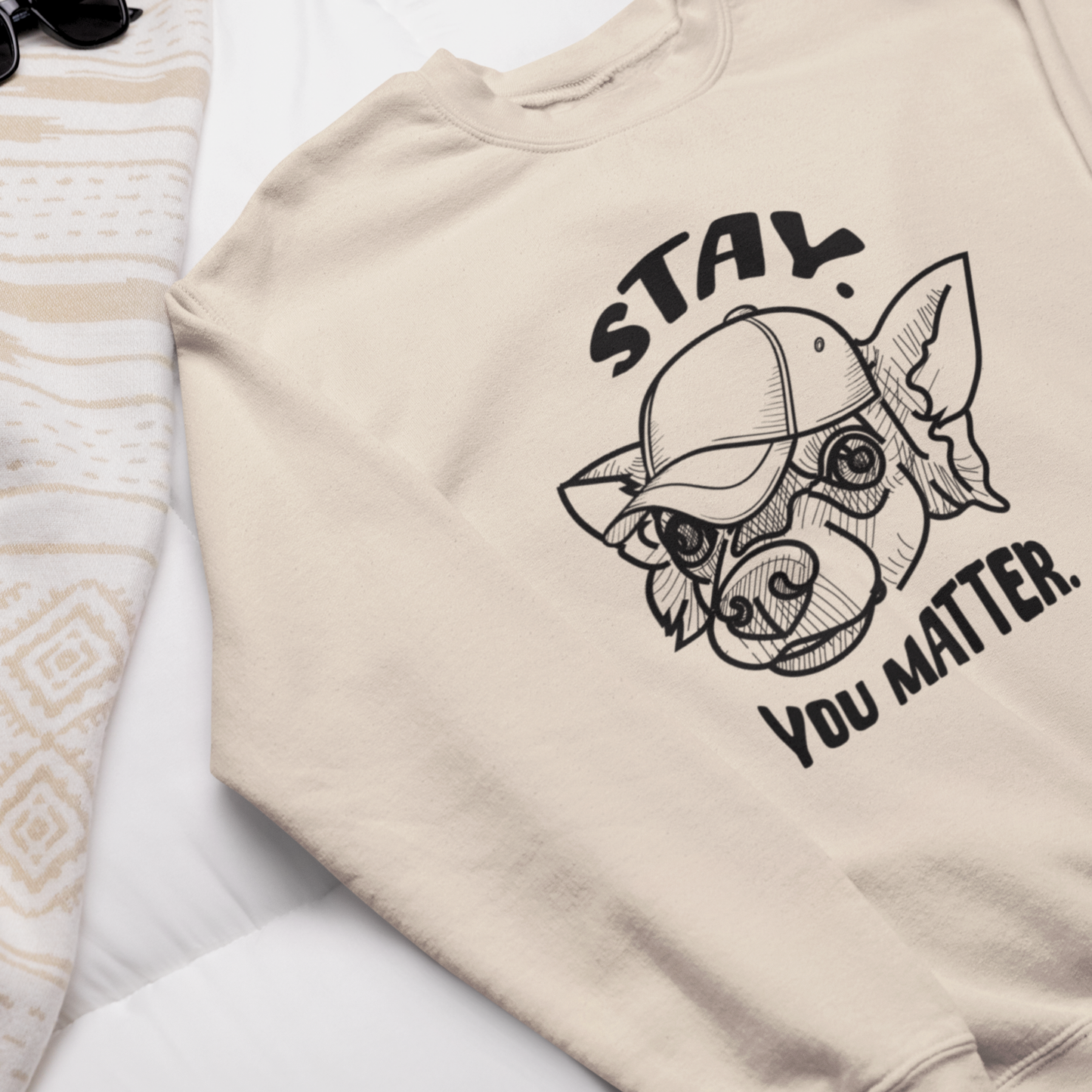 Uni Oversized Green "Stay. You Matter." Organic Cotton Sweatshirt in Certified Fair Trade &amp; Renewable Quality⎜Caccao